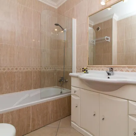 Oura Sunrise Ii - Sea View & Oura & Location *